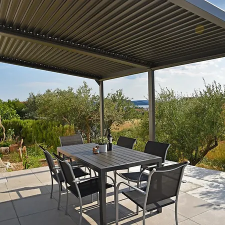 J&v Apartman Trogir